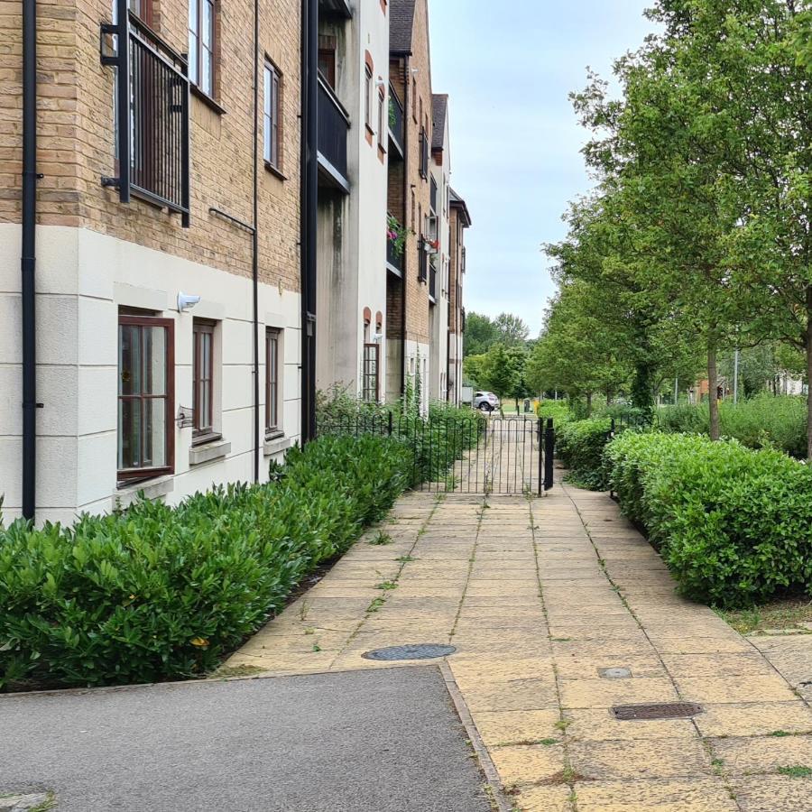 Exquisite Reserves Mk Apartamento Milton Keynes Exterior foto